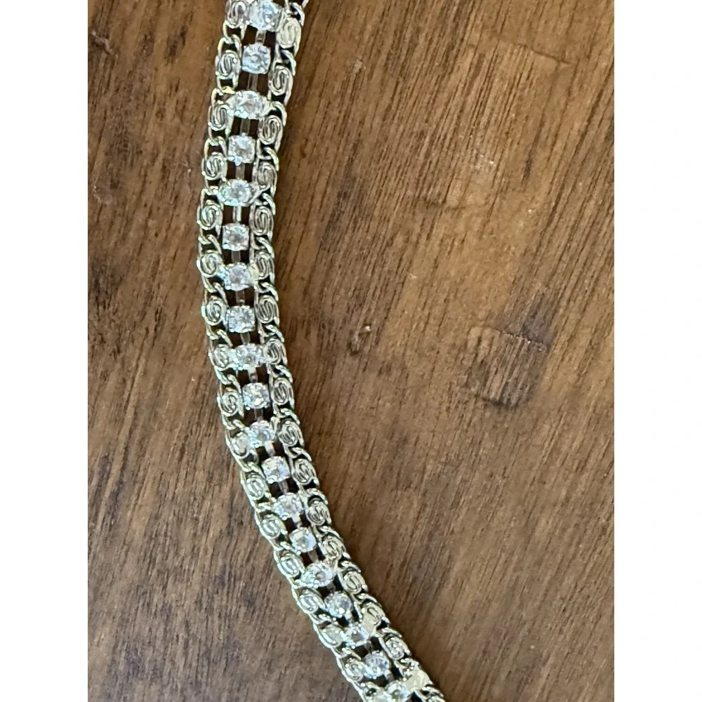 Calvin Klein two strands Chain +  rhinestones belt Silver Signed 30